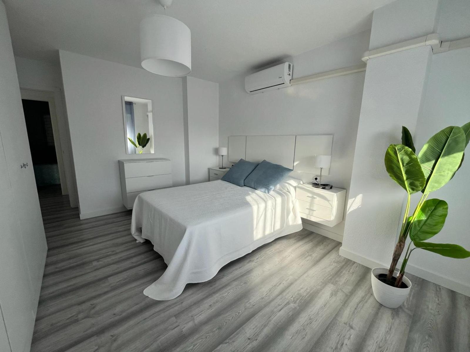 H&H Apartamento Azucena, Parking Gratis Granada Esterno foto